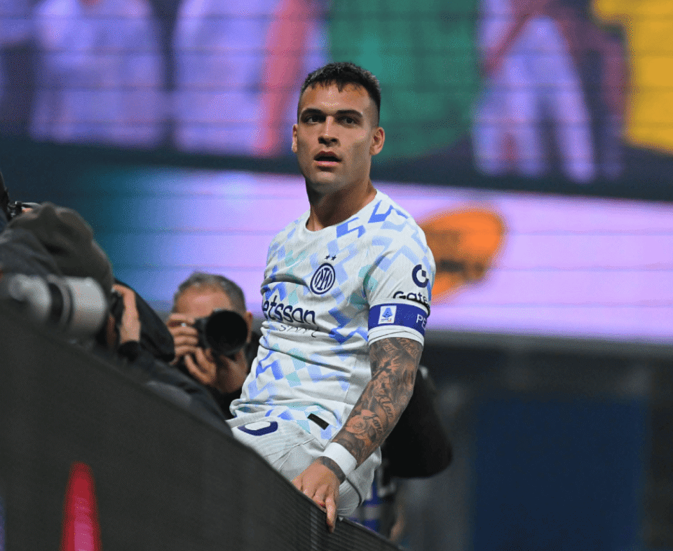 劳塔罗本场打进1球，7次带球推进，3关键传球4夺回球权