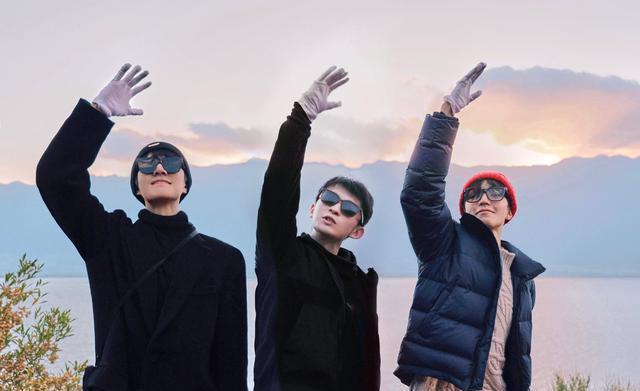 董子健喊话王俊凯、刘昊然：祝我们长寿甜蜜