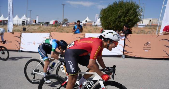 中国车手张好夺得沙特公路自行车亚锦赛女子精英大组赛金牌