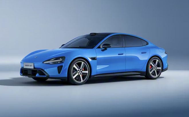 新一代小米SU7实车，预售22.99万起，继续更新吗？