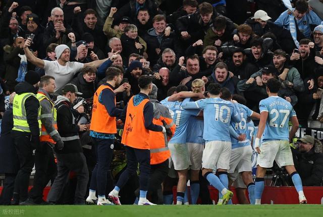 太激烈了！曼城2-1绝杀利物浦！英超积分榜出炉：阿森纳六分领跑