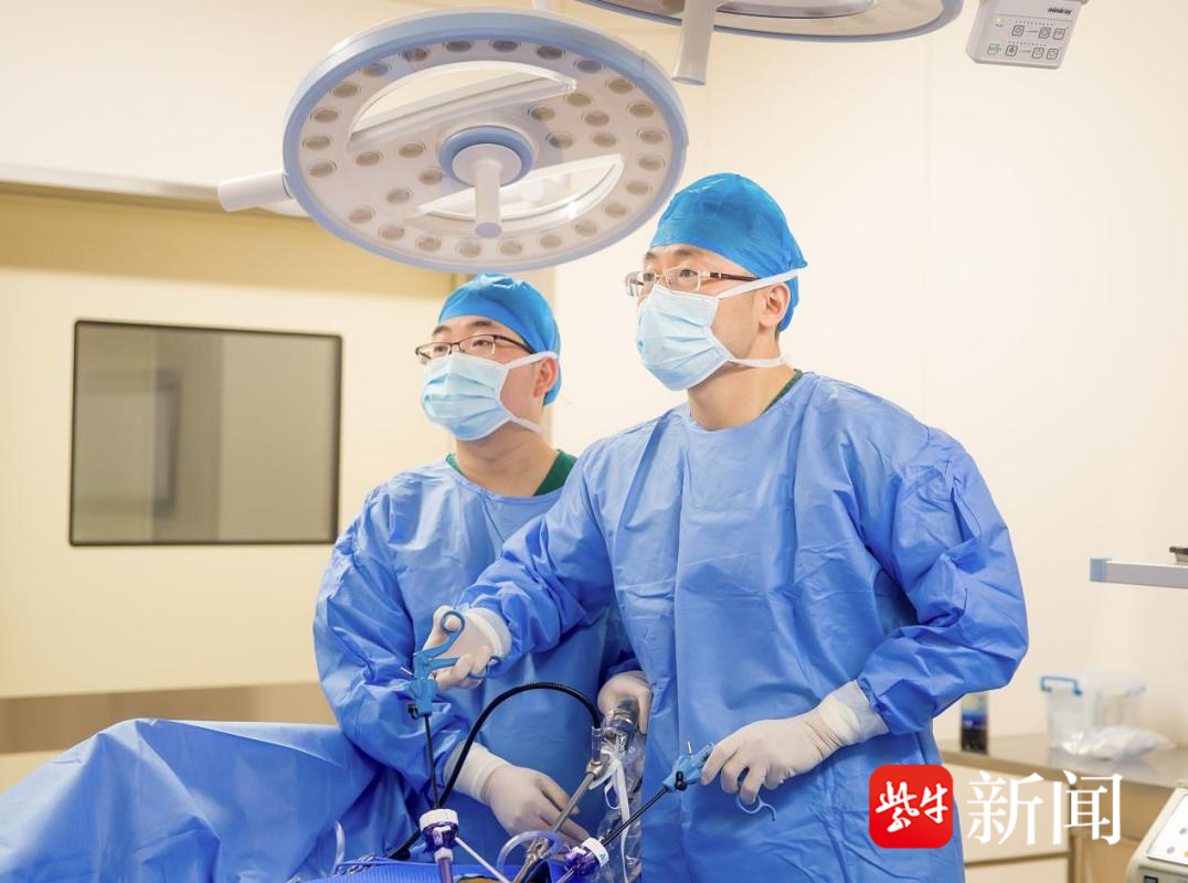 李飞：在生命禁区刻下微创的尊严