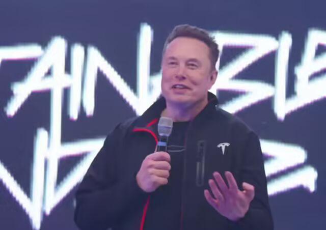 马斯克宣布FSD在华全面落地时间