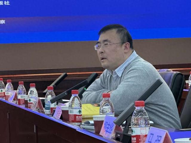 中国社会科学院俄罗斯东欧中亚研究所副所长庞大鹏。中青报·中青网记者 马子倩/摄