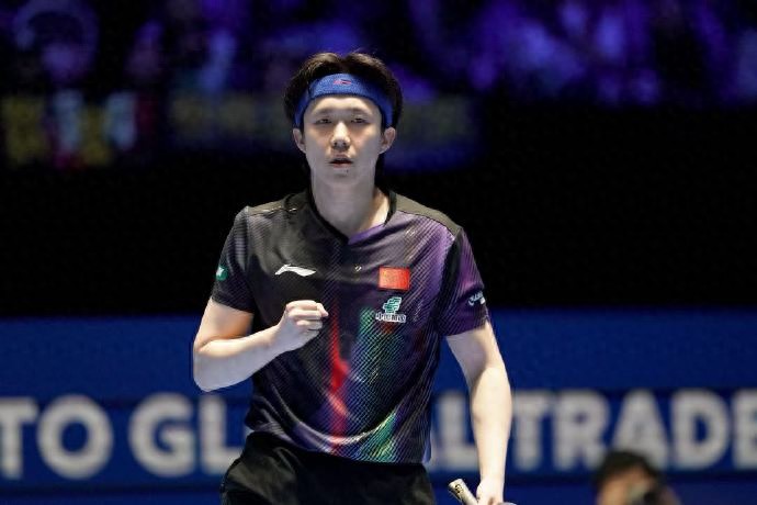 2月8日晚，亚洲杯大结局，王楚钦4-2逆转张本智和，赚走42万奖金