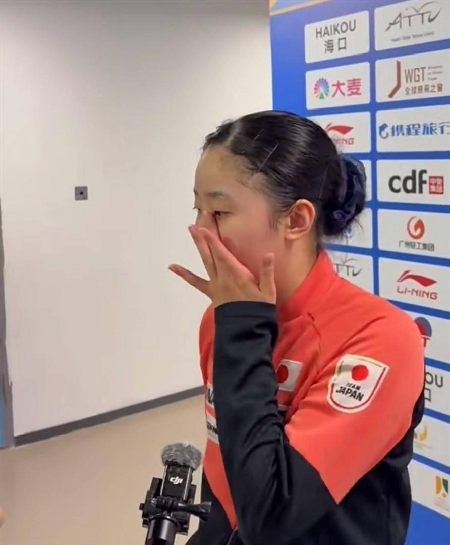 一日被国乒打败两次不服!张本美和赛后采访哭了,蒯曼新年目标很现实_比赛日_王曼昱_中国