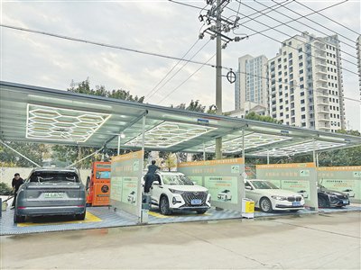 自助洗车店成市民新选择