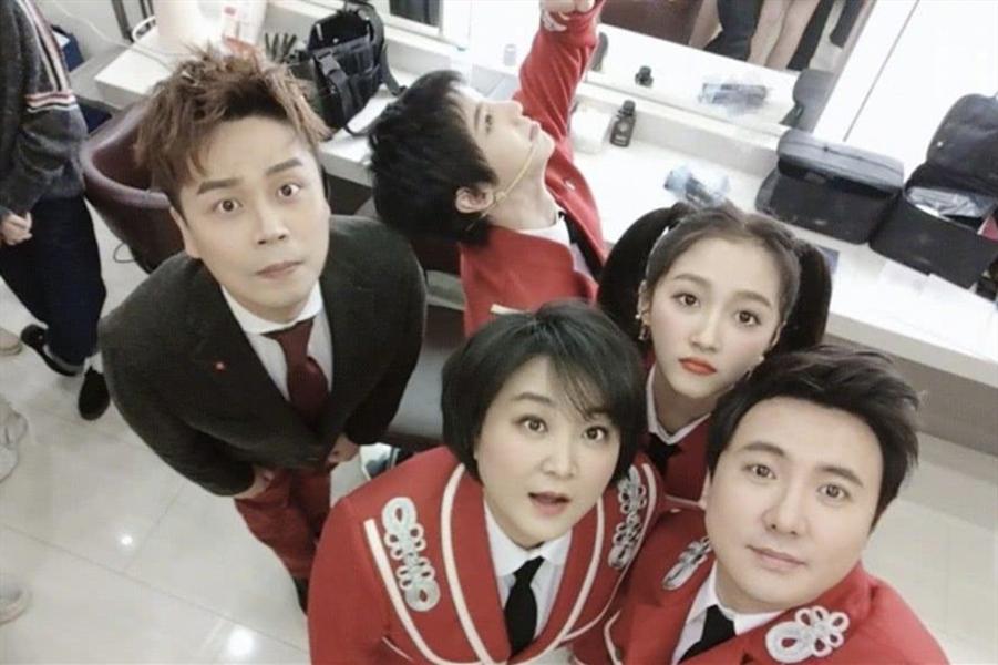 叫原名太生疏,叫腾哥又太显老,听到沙溢对沈腾的称呼:太腻歪!