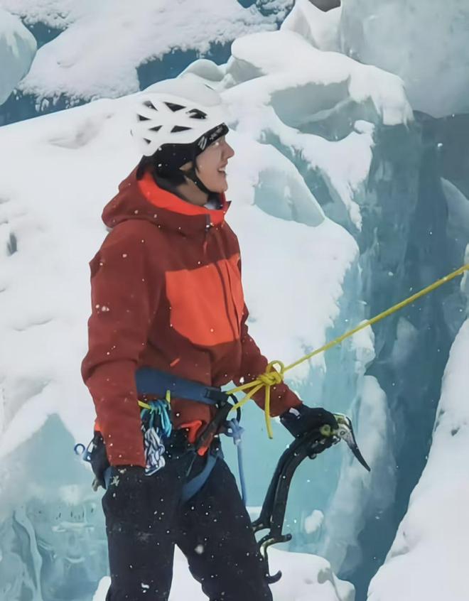 酷盖王一博西藏攀冰,工作室发文:倡议不要盲目跟风