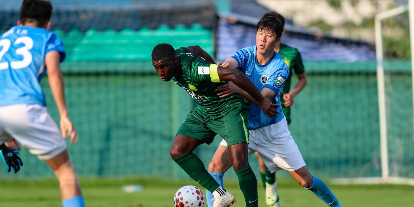 真的？曝北京国安将低成本解约斯帕伊奇，签前里昂中场