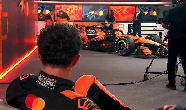 诺里斯谈迈凯伦新车涂装延续经典，驾驶风格回归2017-2018年