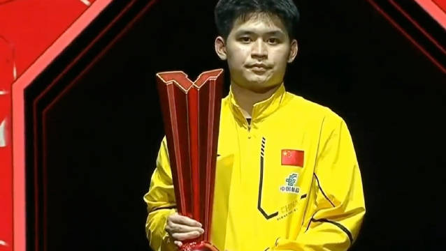 林诗栋陷冠军荒与技术危机，外协连败暴露短板