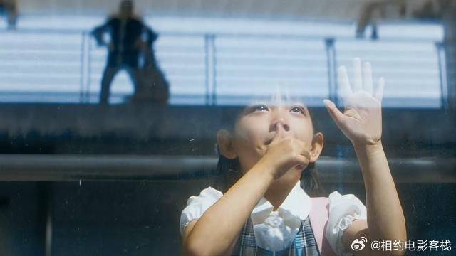 张艺兴新片《不说话的爱》深情演绎父女羁绊