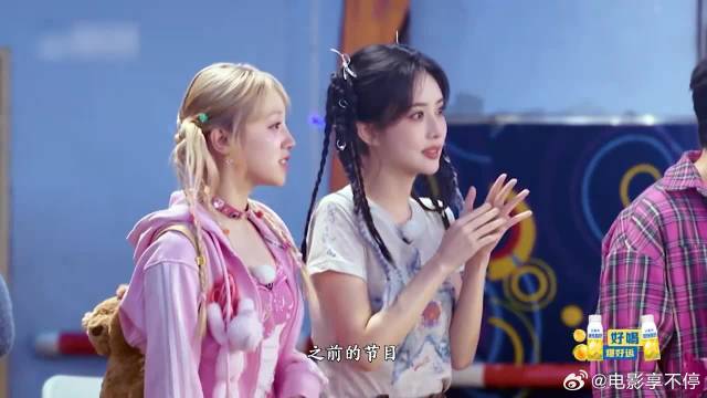 童年的记忆苏醒了，孟子义小时候最喜欢看《我爱记歌词》