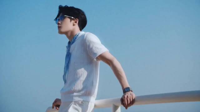 蓝天，大海，檀健次