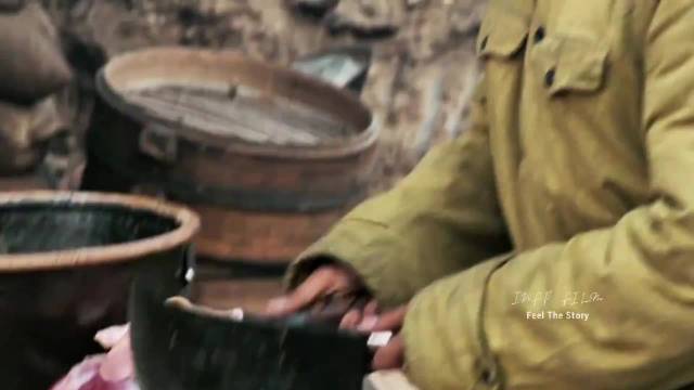 包了一整个连队的饺子，但能来吃的仅剩下一个班