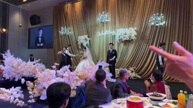 羽球人婚礼创意发红包，王昶被喊话借鉴