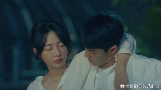 小伙灌醉女神，转身让兄弟订酒店，下秒刺激了