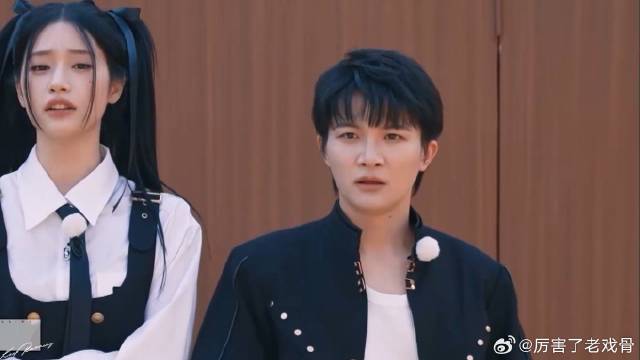 周深小脑瓜就是聪明 秒猜魑魅魍魉，郑恺直接就被惊呆了！