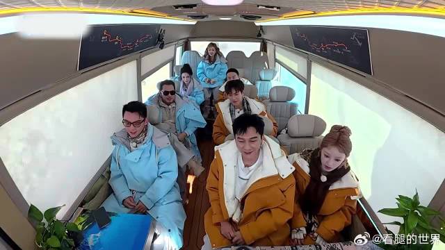 以为李昀锐够离谱，下秒轮到徐志胜答题，笑得直不起腰！