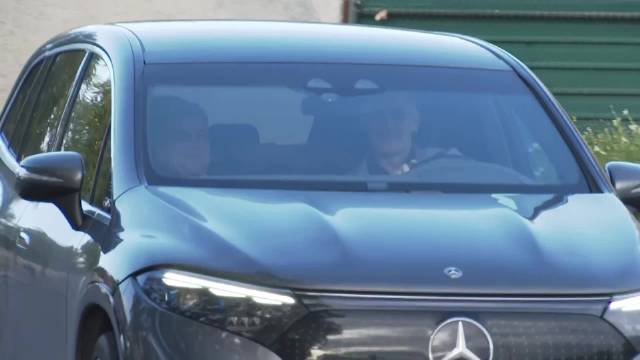 拉波尔塔告别巴萨，将专注大选工作