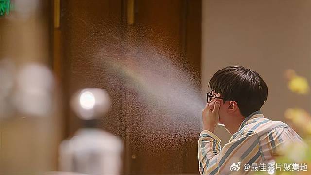 范丞丞为留好印象，在岳父面前逞强，喝酒直接喝到吐