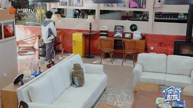 苏醒坦然面对岁月变迁，直言爱每一个自己