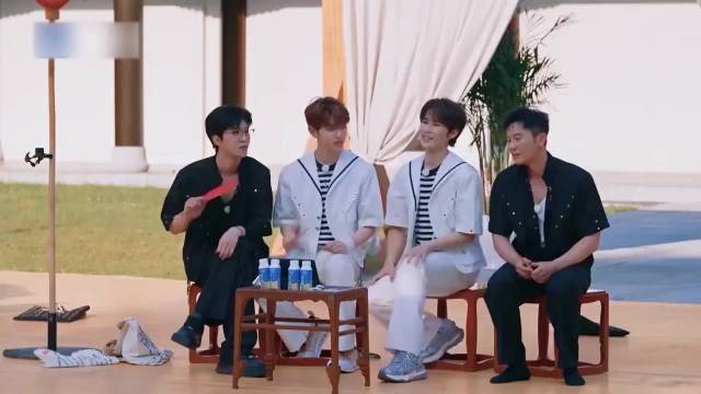 李晨：裸体！范丞丞：没穿！全场胡思乱想，雨琦紧急暂停