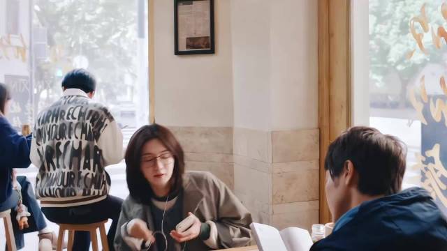 电影拼桌定档白色情人节，拼桌饭搭引热议