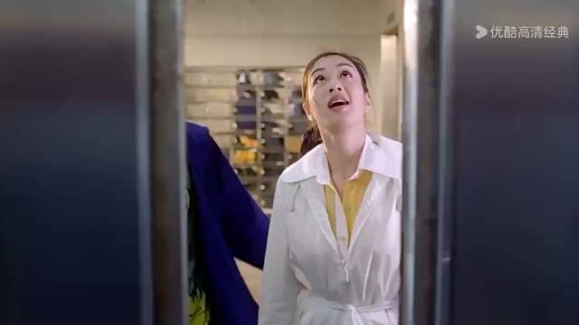 周星驰97年电梯遇众女星，家有喜事拍摄现场曝光