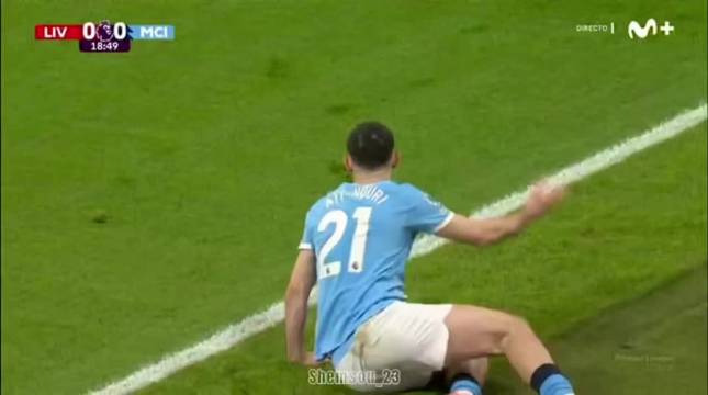 努里边路突破犀利，多次传中表现亮眼对阵利物浦