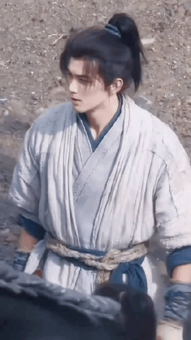 吴磊在拍摄《剑来》时流鼻血的具体情况是怎样的？