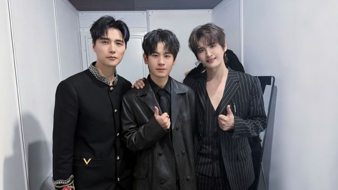 张远和阿云嘎此次与电竞明星联动开设大师班，是出于什么考虑？