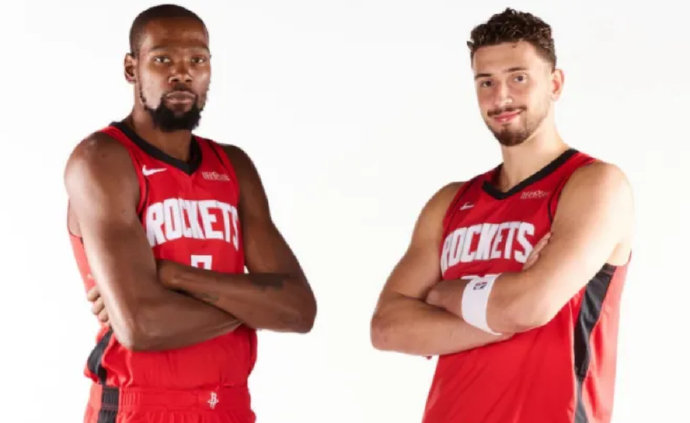 申京本赛季在休斯顿火箭队的场均数据表现究竟有多全面？