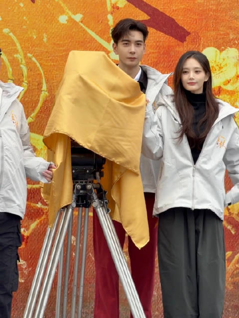 古装剧《金枝》今日开机，李一桐、陈星旭平番出演，“金枝开机，大吉大利！”