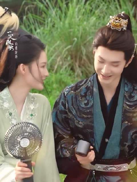 腹黑天蝎爆改年下奶狗，笑歌不止一点甜