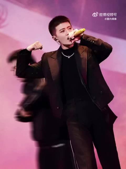 任嘉伦37单枪匹马专辑上线，11首歌含7首词曲创作