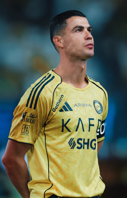 利雅得胜利俱乐部拖欠员工薪资背后的深层原因和管理问题有哪些？