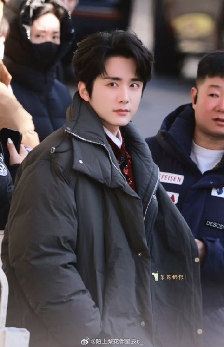 胡先煦与范丞丞的多年友谊是如何建立并维持的？