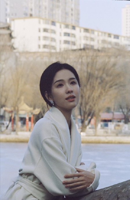 粉丝为了见陈都灵考到年级前十值吗？