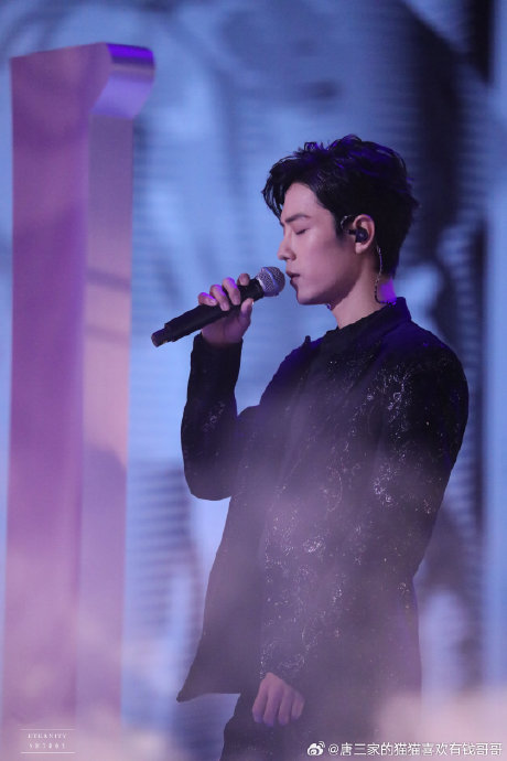 为什么肖战“热爱可抵岁月漫长”的精神能成为粉丝的信条？