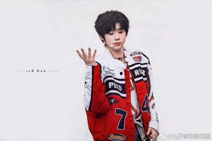 断层顶流遭打压？陈奕恒粉丝爆肝维权，细数时代峰峻三宗罪