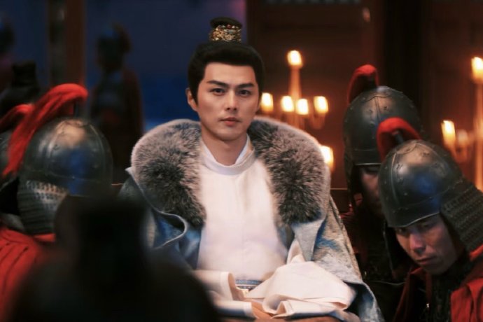 网友为何用“窖藏式魅力”来形容叶祖新的形象转变？