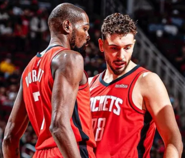 杜兰特此前对申京的质疑言论具体内容是什么，申京如何回应的？