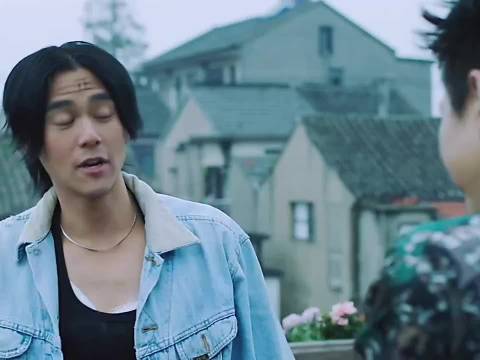 意外穿越到过去，竟然和父亲做了兄弟！太搞笑了吧