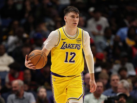 湖人不敌雷霆，詹姆斯22+10，里夫斯16+7，杰伦威廉姆斯23+3