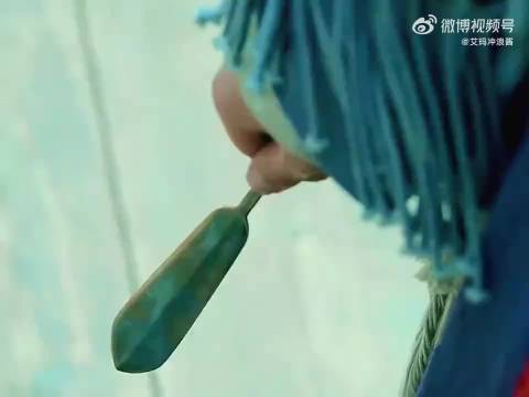 道士将画中人放血后，竟神奇般治好了濒死之人！