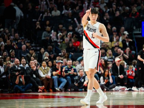 开拓者爆冷击败76人，阿夫迪亚26+10+8，杨瀚森2+1，马克西30+4