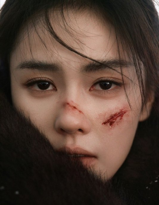 白鹿本人对独立清醒的女性角色有何偏爱和看法？