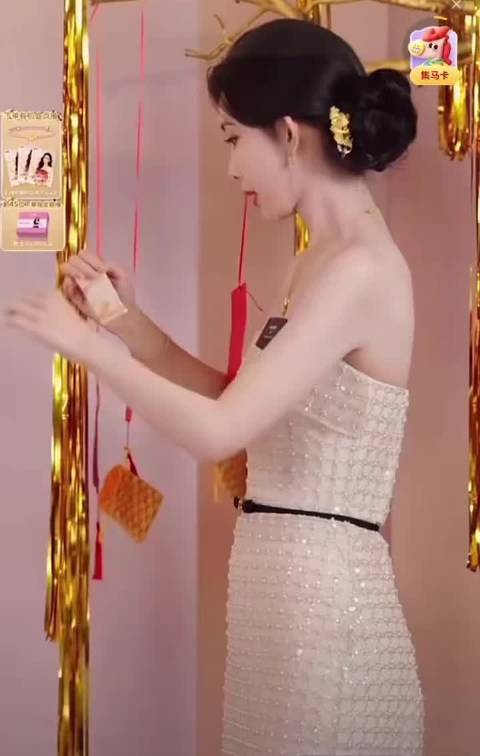 孟子义在直播间里把“事业亨通”读成了“事业享通”，这？